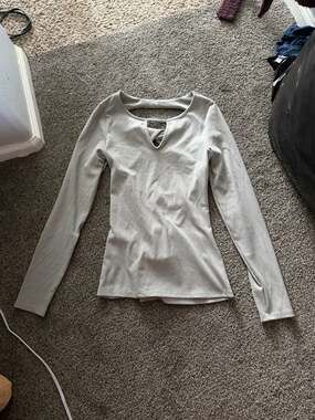 Buckle Long Sleeve Ribbed Notch Neck Top